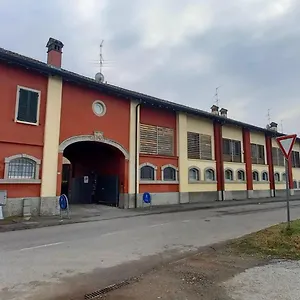 Silenzioso, Posto Auto, 2km Da Lodi, 30 Km Da Milano , San Martino in Strada Italia